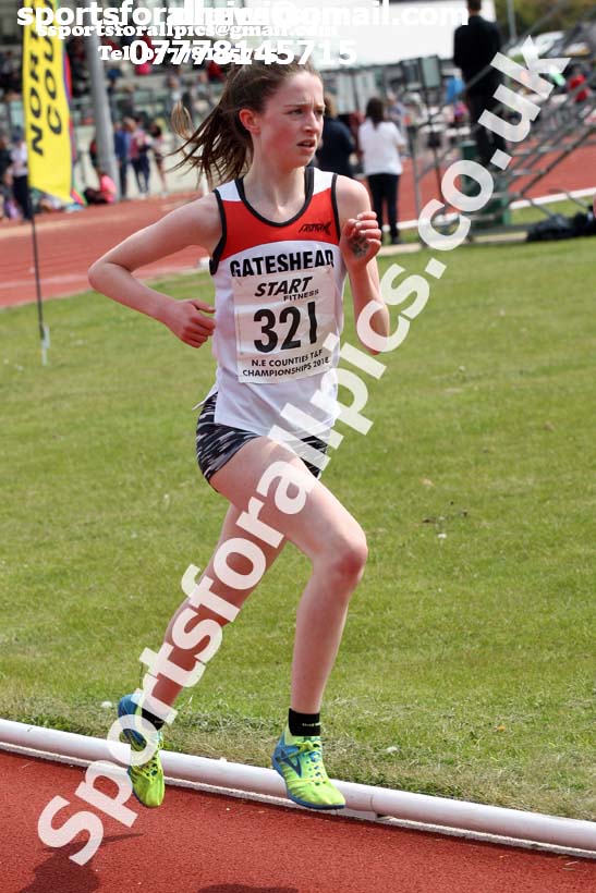 Girls under-15s and womens under-17s 3000 metres, North Eastern Track and Fields Champs., Middlesbrough. Photo: David T. Hewitson/Sports for All Pics